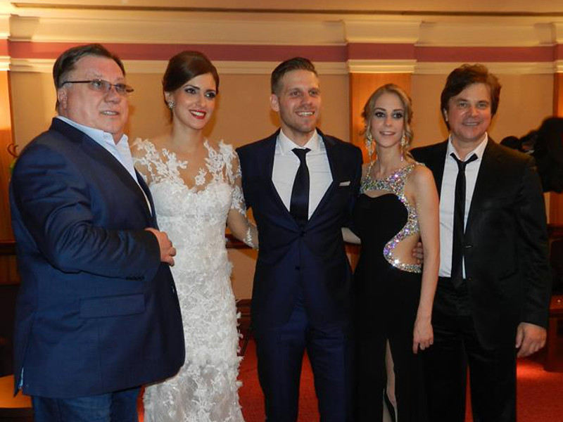 alen_islamovic_00.bin