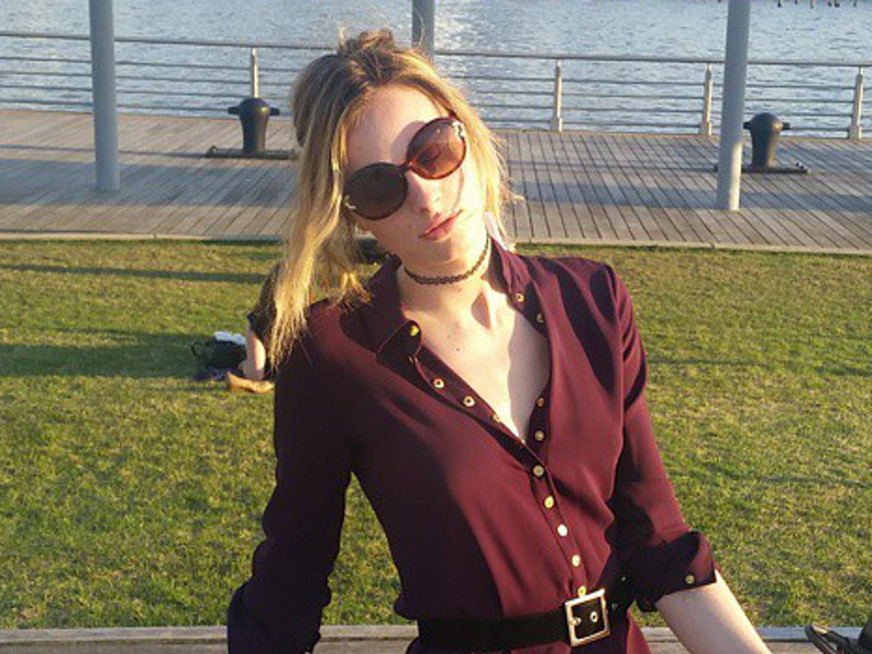 andreja_pejic_00.bin