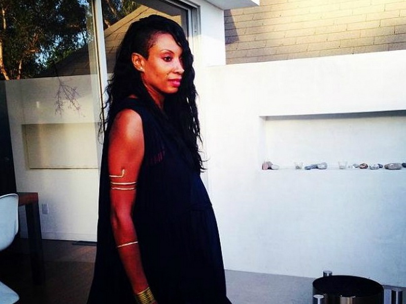 charmayne-maxwell2.bin