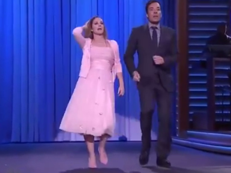 jimmy_fallon_i_drew_barrymore_01.bin