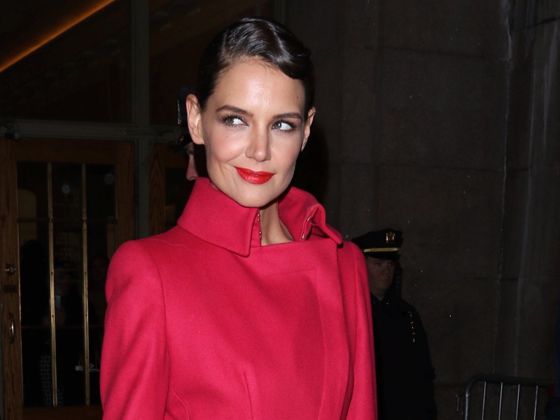 katie_holmes_00-3.bin