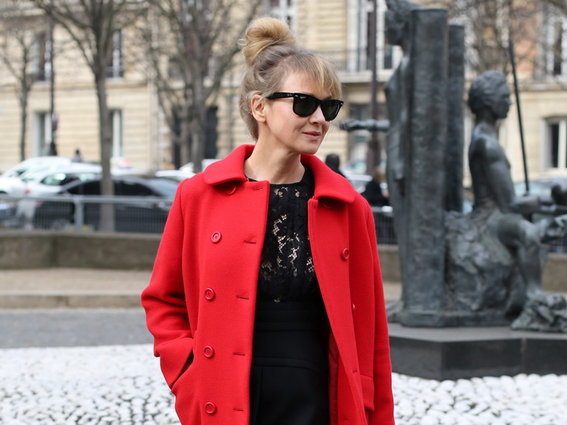 renee-zellweger-heading-to-miu-miu.bin