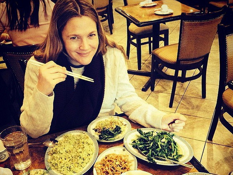 drew-barrymore-indulged-her-chinese-food-craving-2.bin
