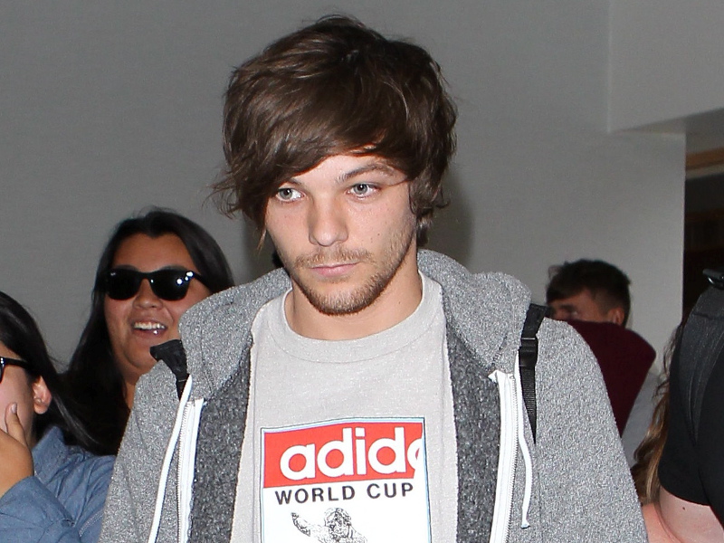 louis-tomlinson_00_1.bin