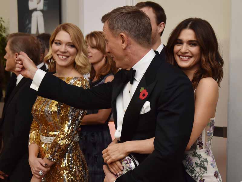 britain-film-bond-premiere-25.bin