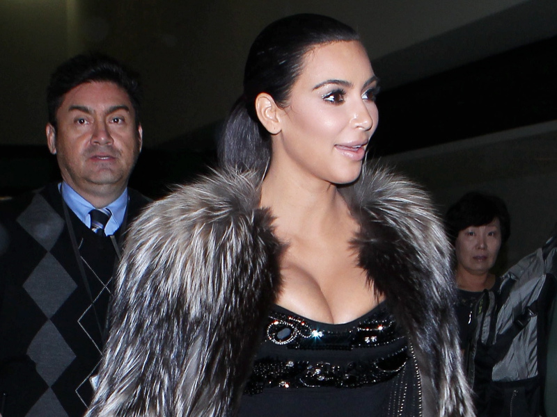 kim-kardashian_00.bin