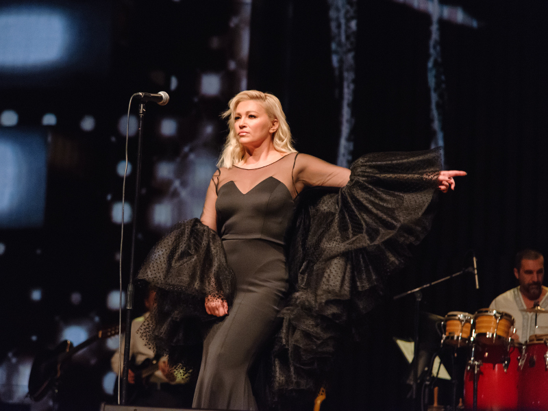 nina_badric_00-6.bin