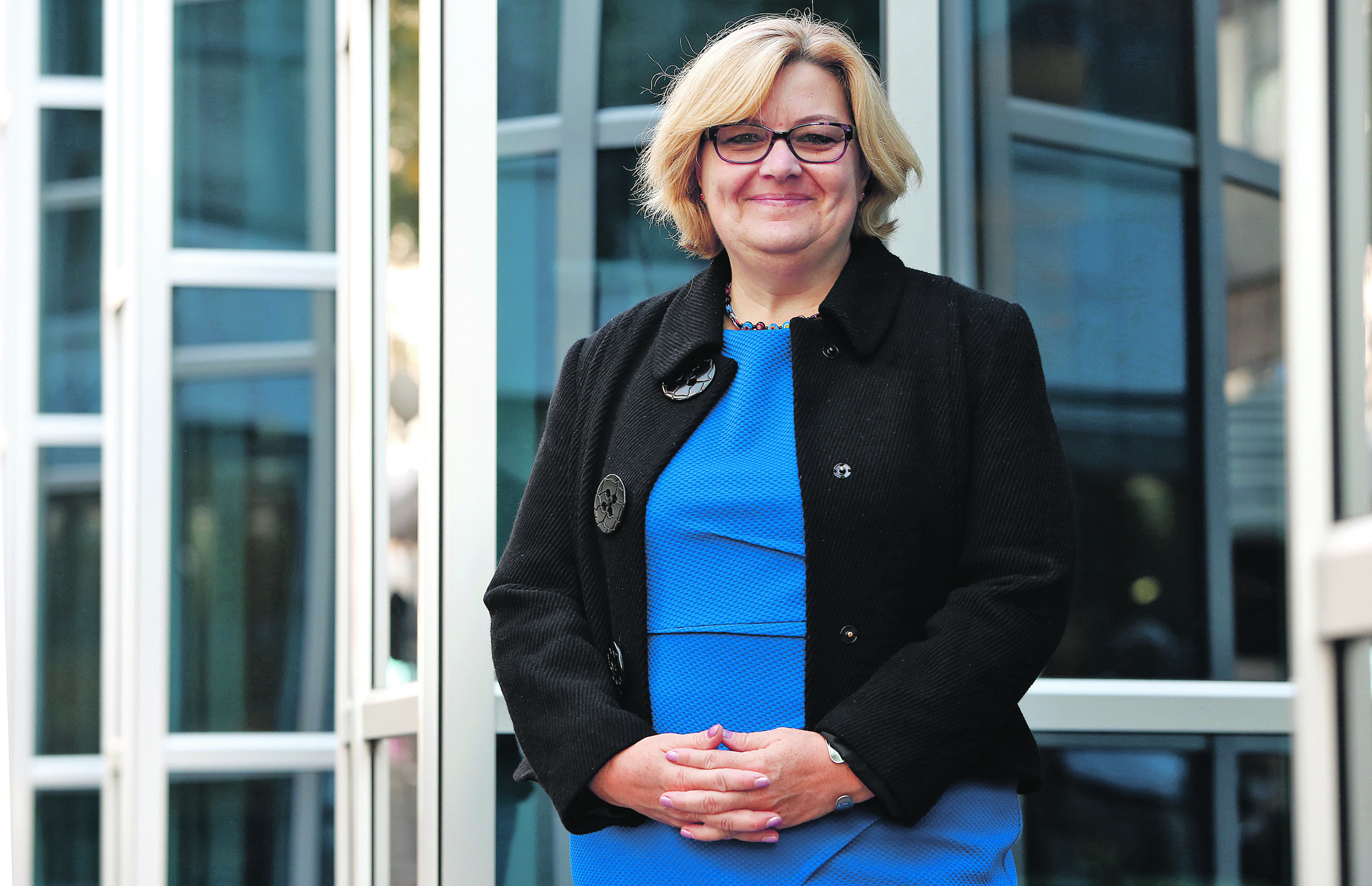 82697-107871-jones7-011016