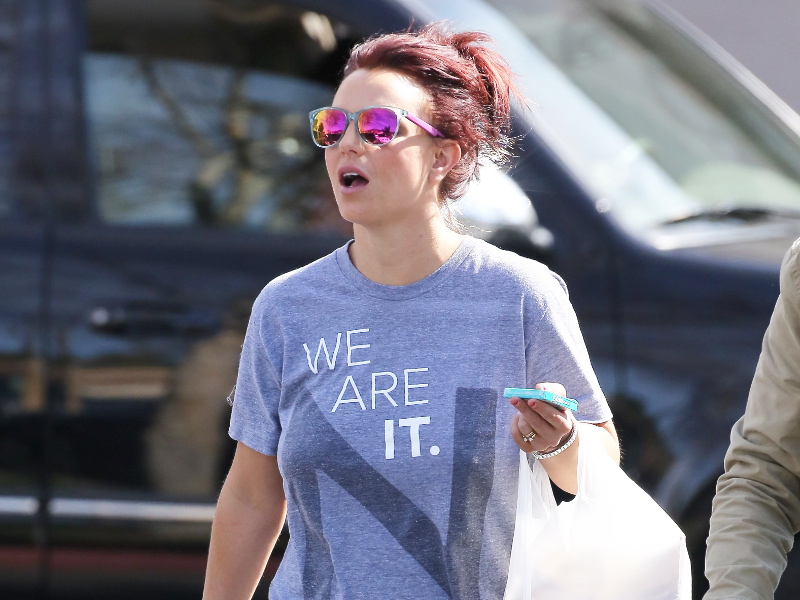 britney_spears_00-4_1.bin