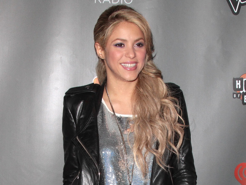 hollywood-shakira-at-the-voice-party-2.bin