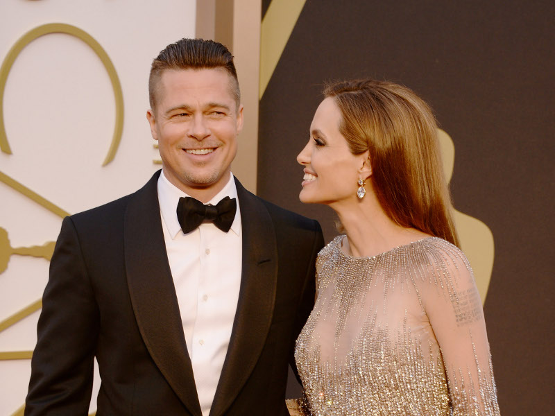 angelina_jolie_i_brad_pitt_00.bin