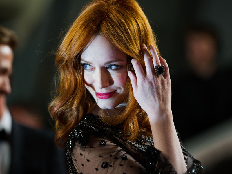 christina_hendricks_00.bin