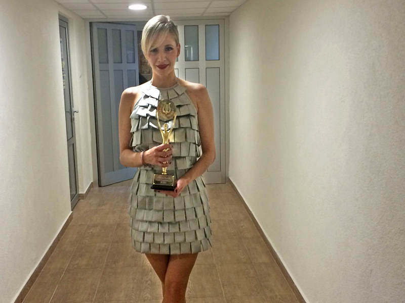 jelena_rozga_00-2.bin