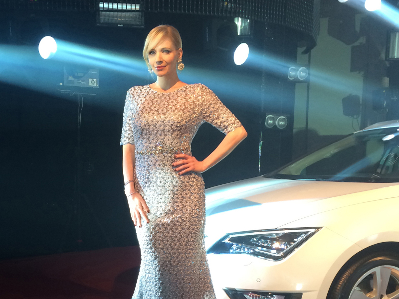 jelena_rozga_00-6.bin