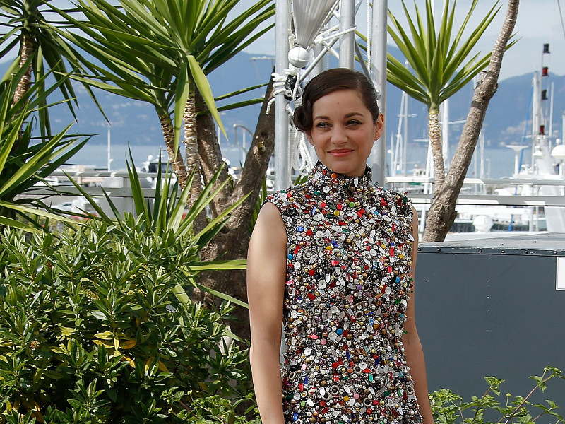 marion_cotillard_00.bin