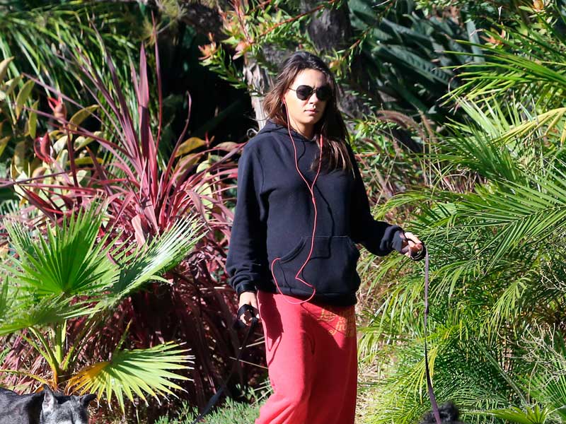 mila_kunis_800-2.bin