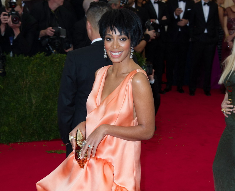 new-york-met-museum-costume-institute-gala.bin