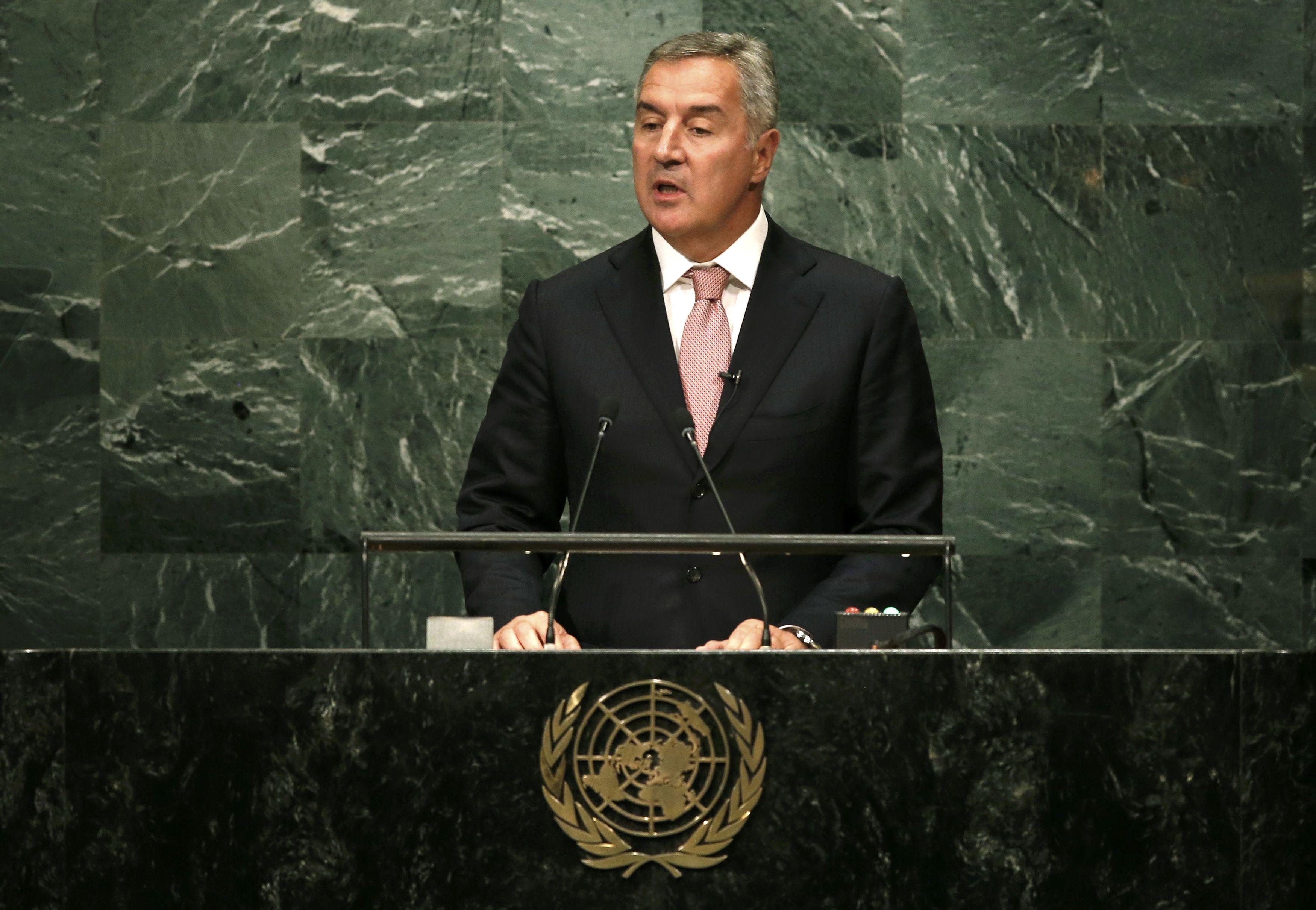 2016-09-21T192445Z_13985067