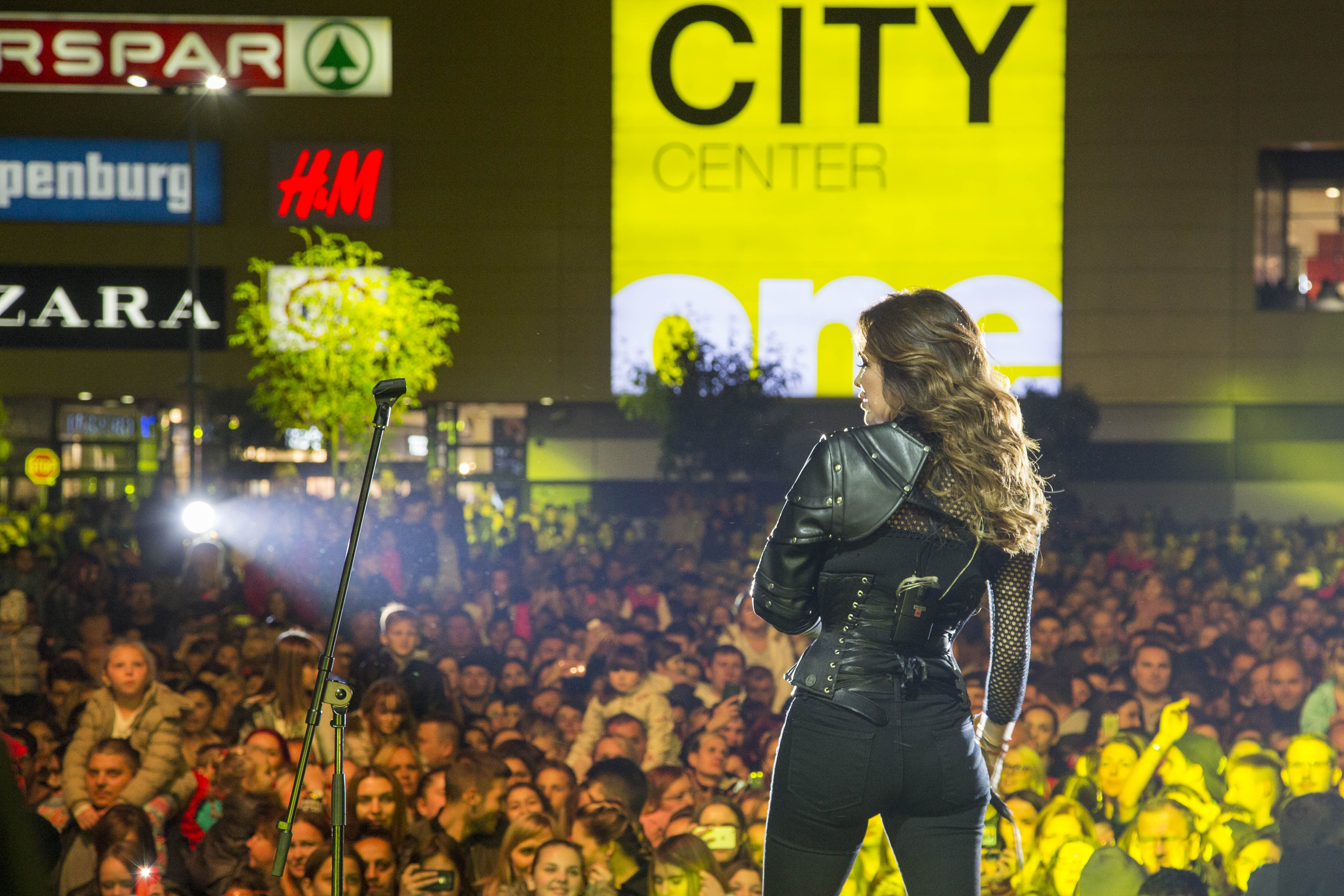 Severina_City Center one East3