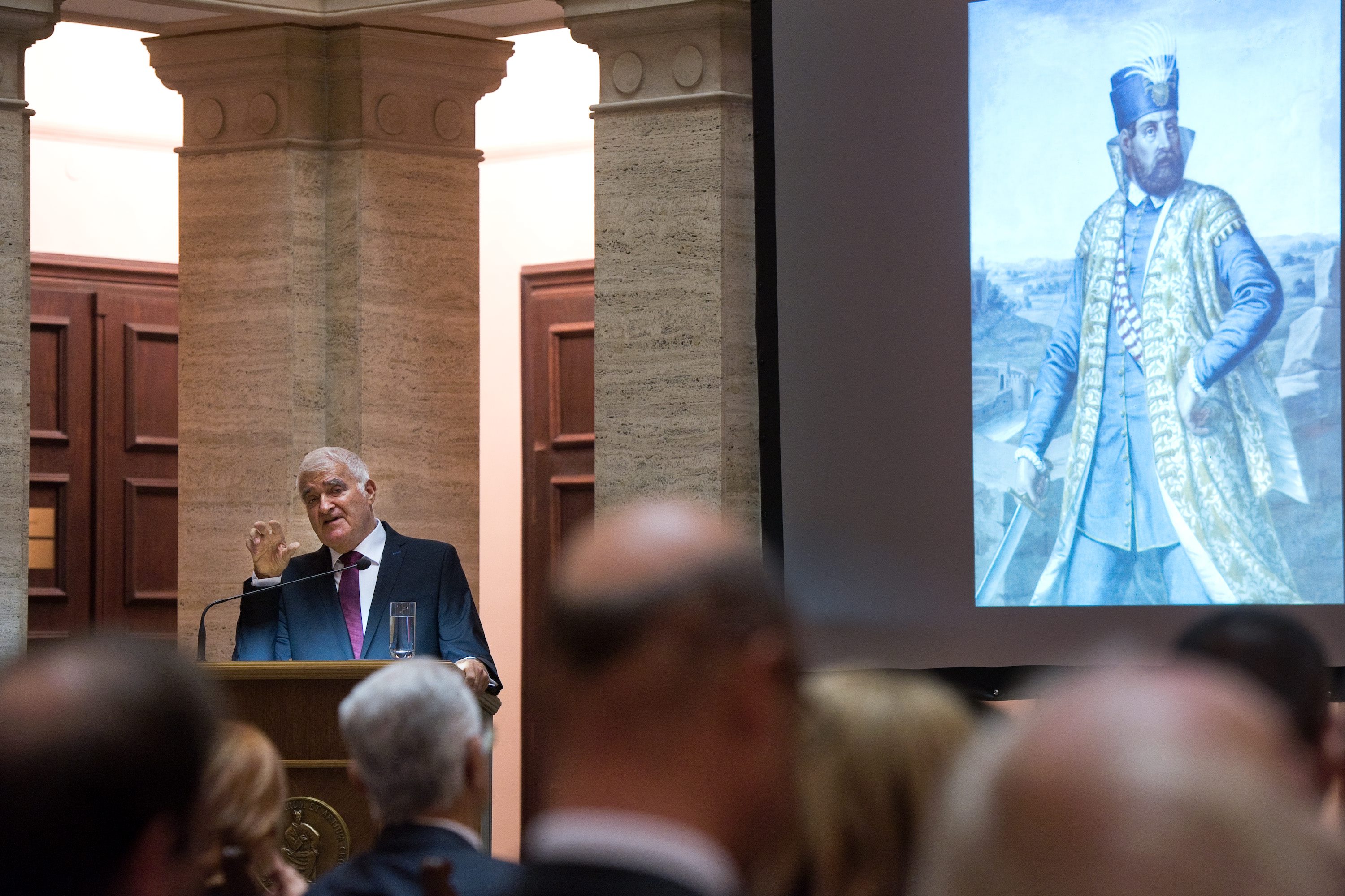 Predsjednik HAZU akademik Zvonko Kusić