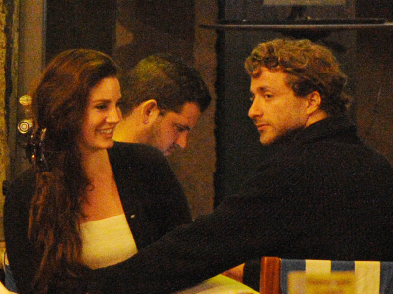 lana_del_rey_00-2.bin