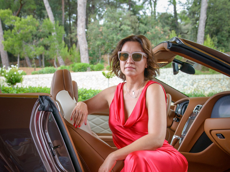 nina_badric_00-2.bin