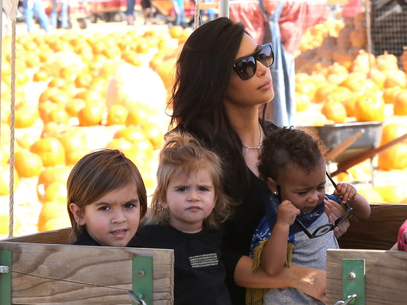 kim_kardashian_00-22.bin