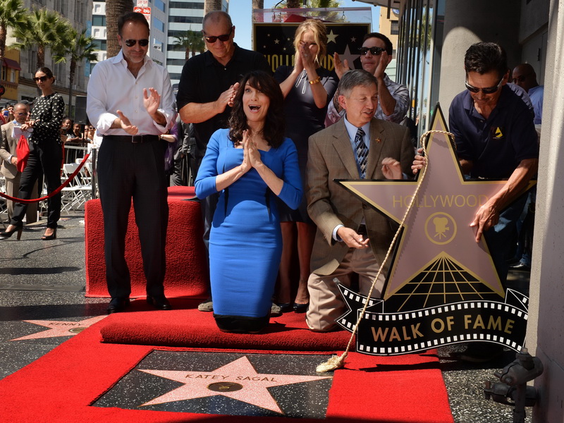 us-katay-sagal-honored-on-the-hollywood-walk-of-fame.bin