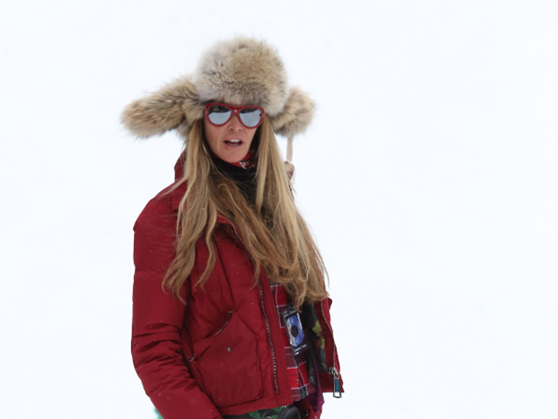 elle_macpherson_00-3.bin