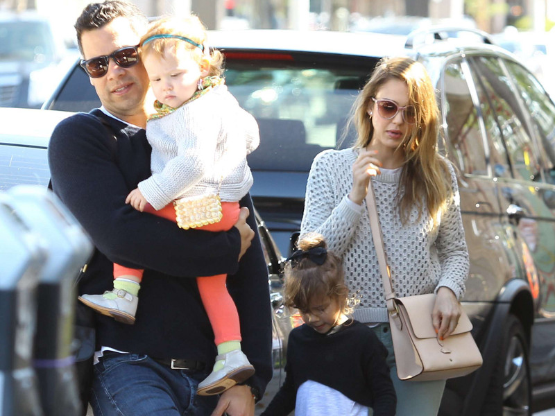 jessica_alba_800.bin