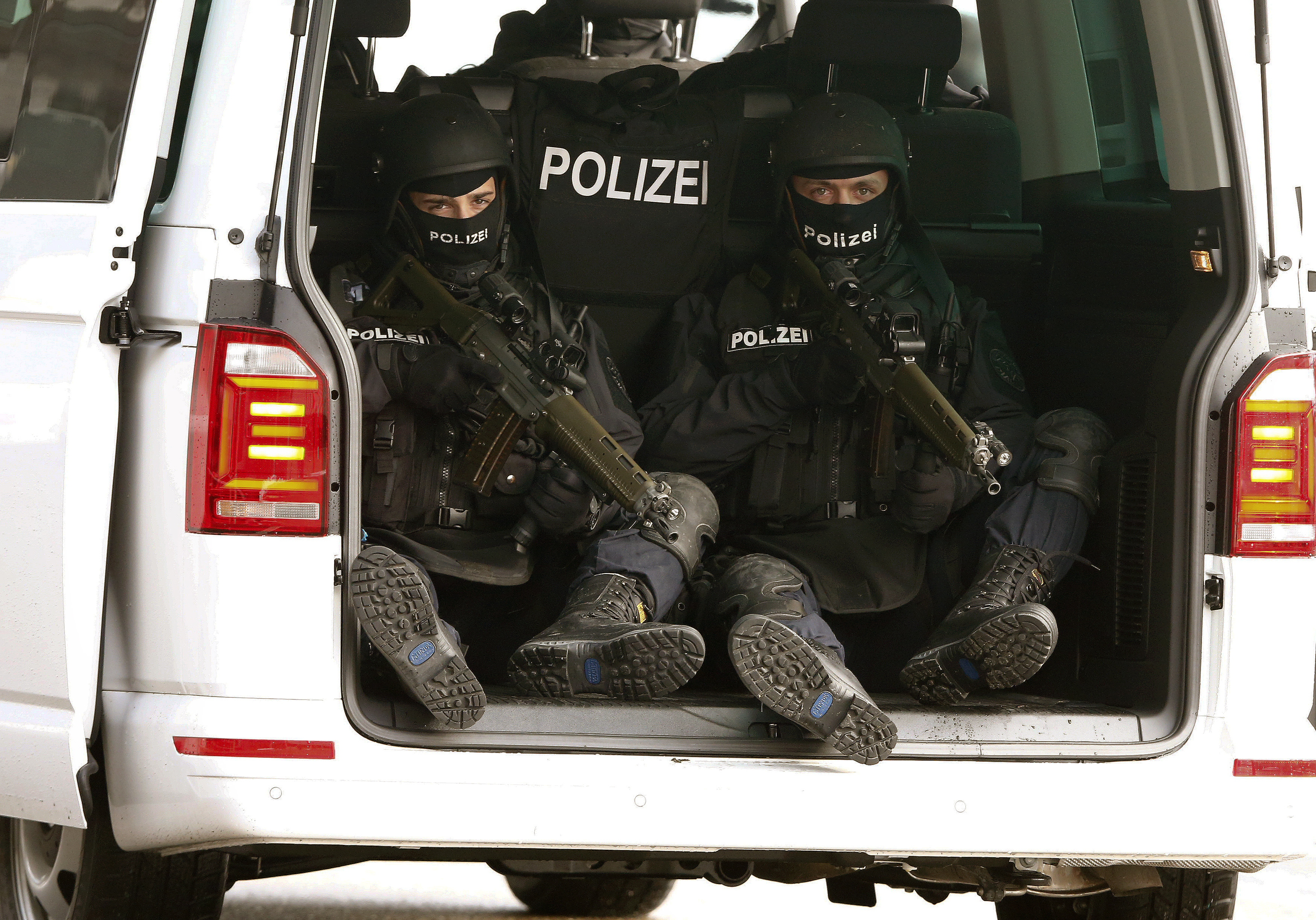 Ilustracija: Policija u Švicarskoj 