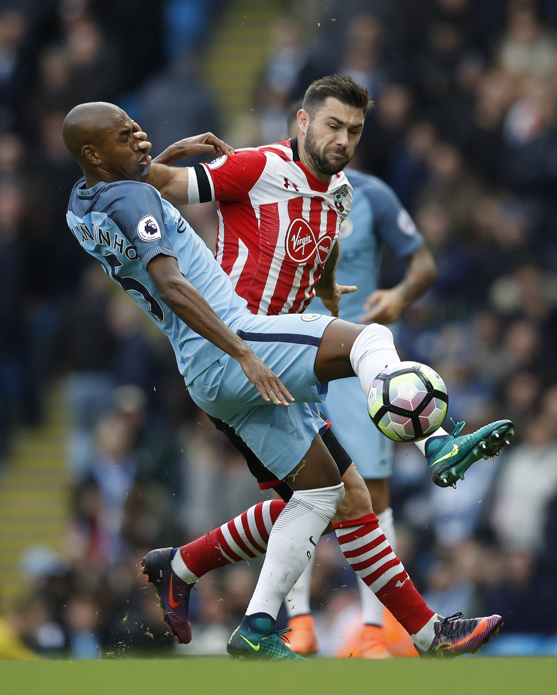 2016-10-23T131325Z_120230005_MT1ACI14649754_RTRMADP_3_SOCCER-ENGLAND-MCI-SOU