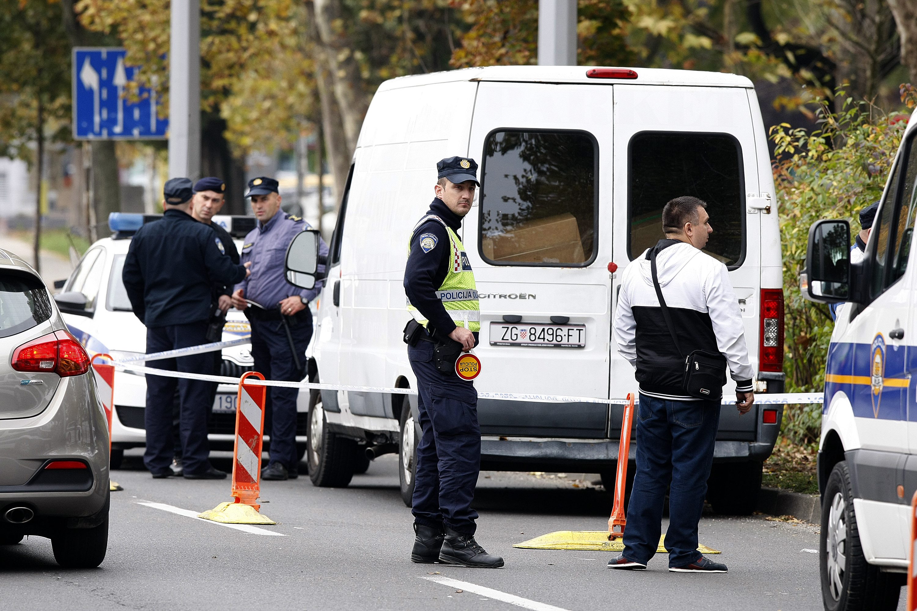 kombi_policija4-241016