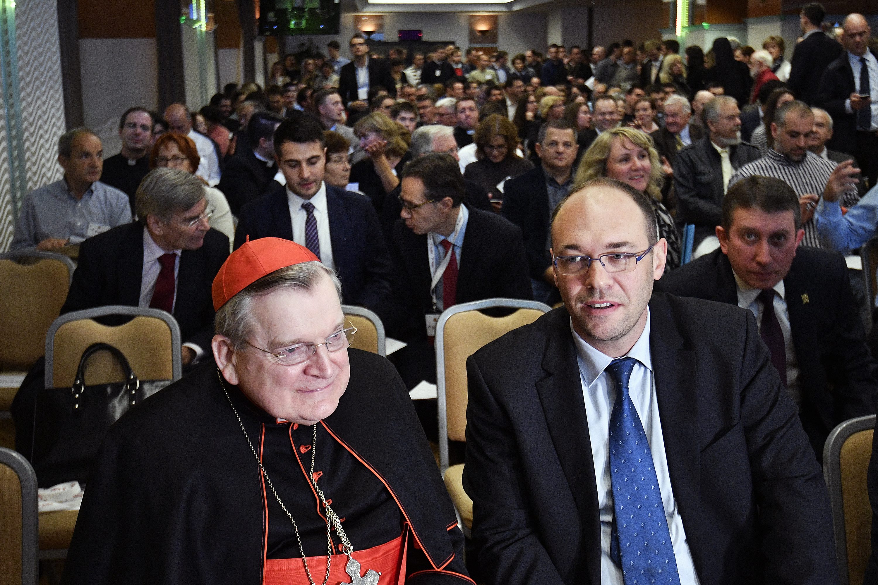 Potpredsjednik Vlade RH i ministar vanjskih poslova Davor Ivo Stier i američki kardinal Raymond Leo Burke