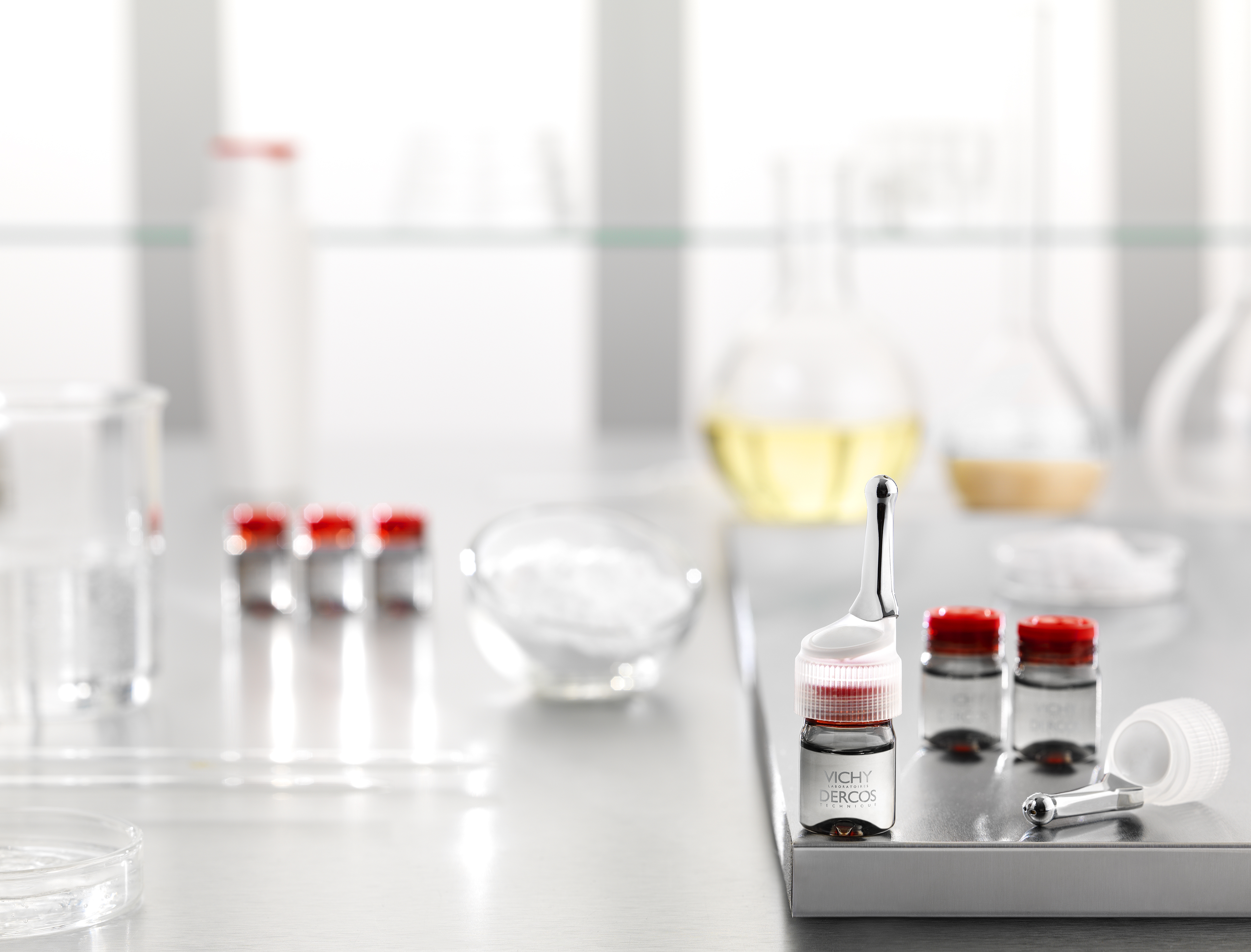 DERCOS AMINEXIL CLINICAL 5 - Nature morte Labo