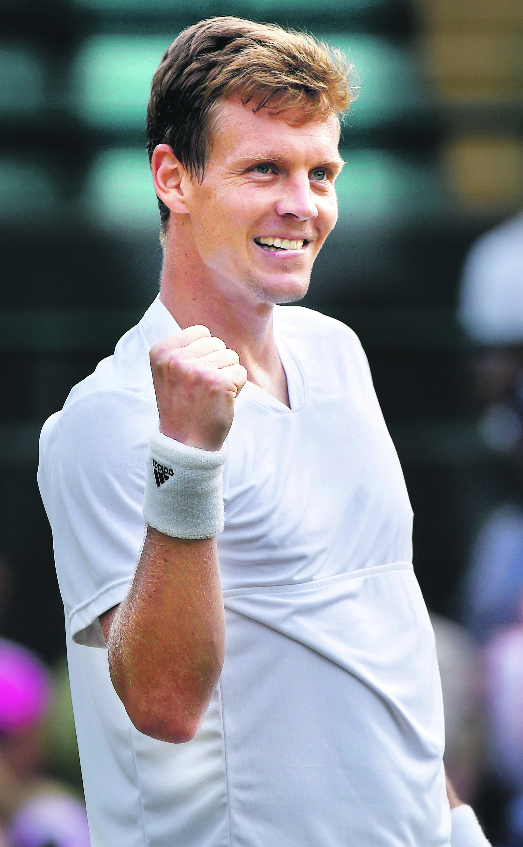 2016-07-06T171132Z_1373869773_LR1EC761BQWDT_RTRMADP_3_TENNIS-WIMBLEDON_copy