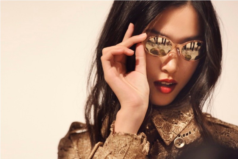 burberry-splash-sunglasses-at-the-burberry-prorsum-ss13-womenswear-show1.bin