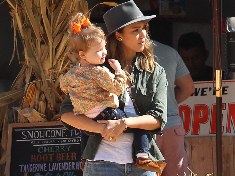 jessica_alba_800-5.bin