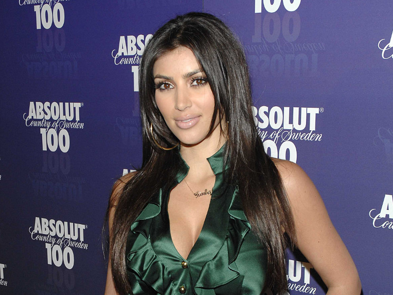 kim_kardashian_00-2.bin