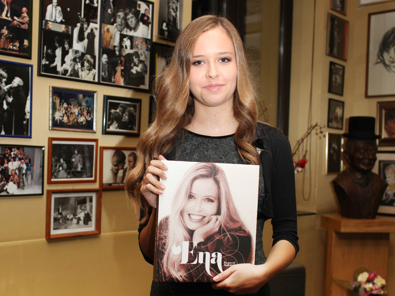 lana_radeljak_800.bin