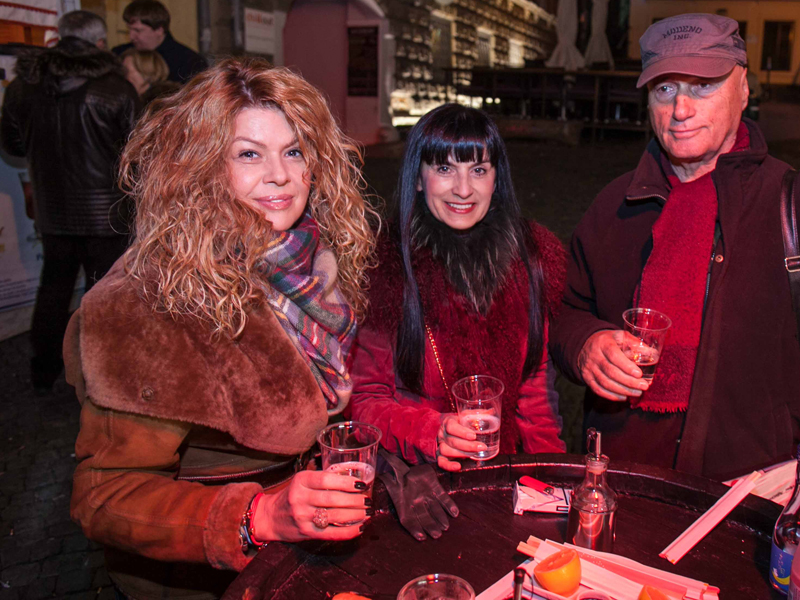 mia_begovic_matija_vuica_zvonimir_hodak_800.bin