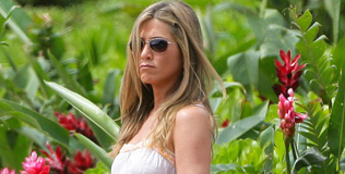 aniston_jennifer_240510_316.bin