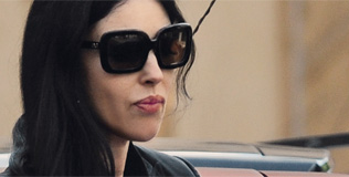 bellucci_monica_160610_316.bin