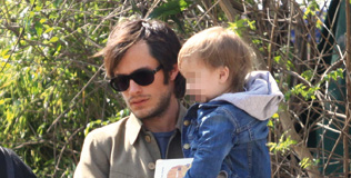 garcia_bernal_gael_011010_316.bin