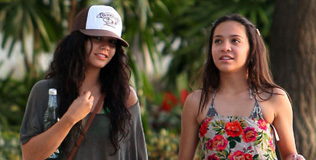 hudgens_vanessa3_191010_316.bin