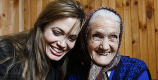 jolie_angelina_250810_316.bin