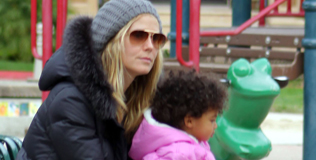 klum_271210_316jpg.bin