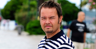 knjaz_robert_071010_316.bin