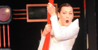 lorenci_daria_041210_316.bin