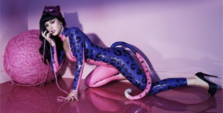 perry_katy_191010_316.bin